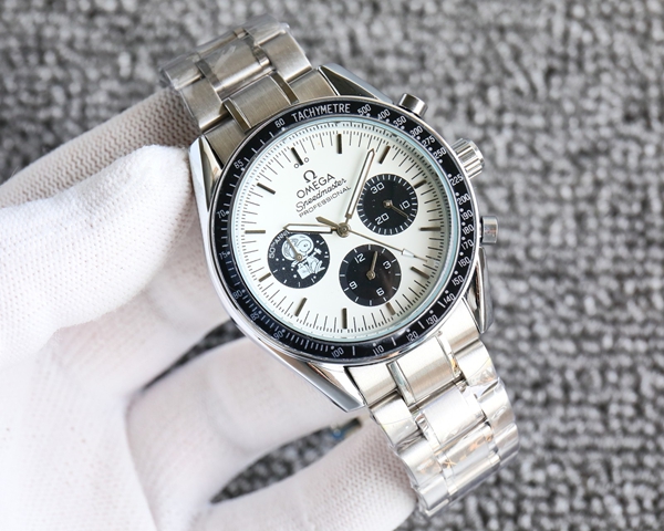 ブランド時計背面デザイン